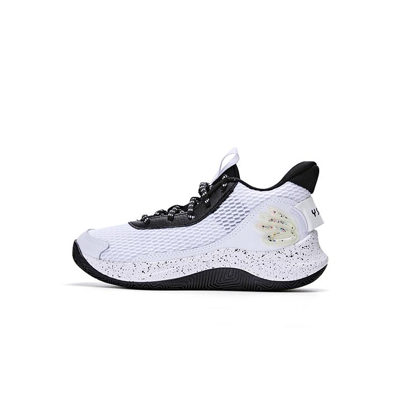 

Under Armour Grade School Curry 3Z7 Basketball Shoes White Black 3026623-100 39