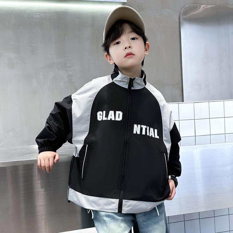 

Модное пальто для мальчиков, весна и осень, детский красивый повседневный тренчкот 120cm чёрный