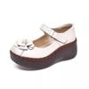 Mode GKTINOO Damen Leder High Heels Keilschuhe Blume 2025 Herbst Pumps Damen Echtes Leder Handgefertigt Mary Jane Pumps Plateau