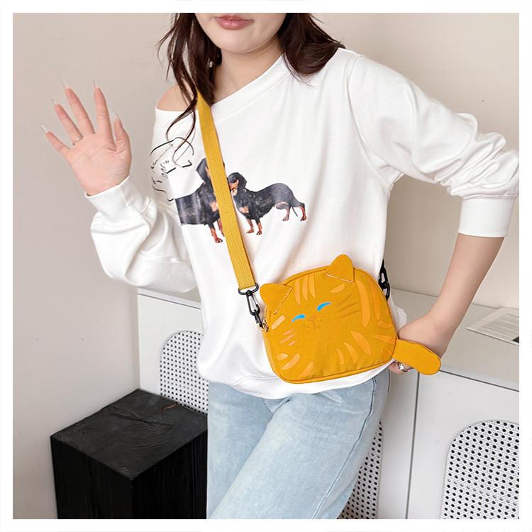Cute Cat Mini Shoulder Bag With Cotton Material And Zipper Closure For Daily Use