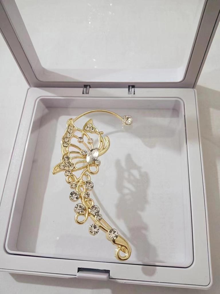 High-End Rhinestone Butterfly & Star Tassel Ear Cuff with Zirconia - No Piercing Required