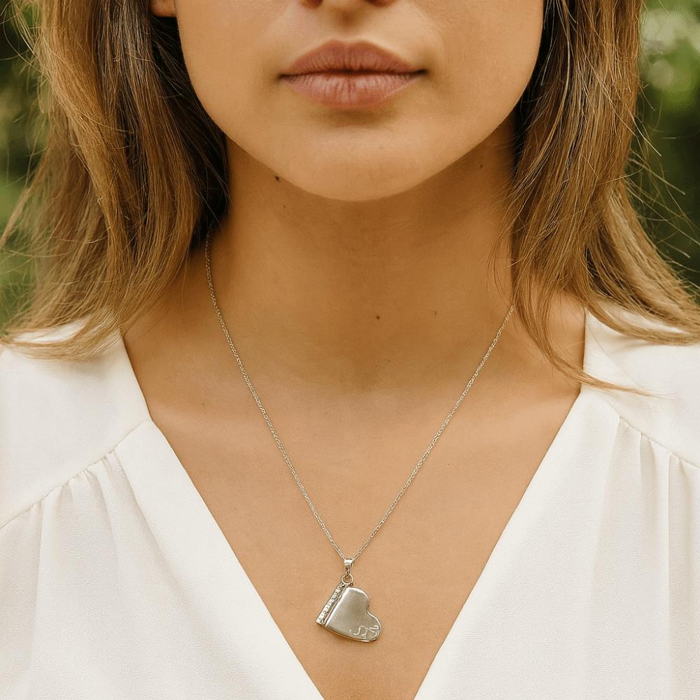 Stainless Steel Chain Women's Sweater Chain Heart Lovers Choker Book Pendant Necklace  Couple