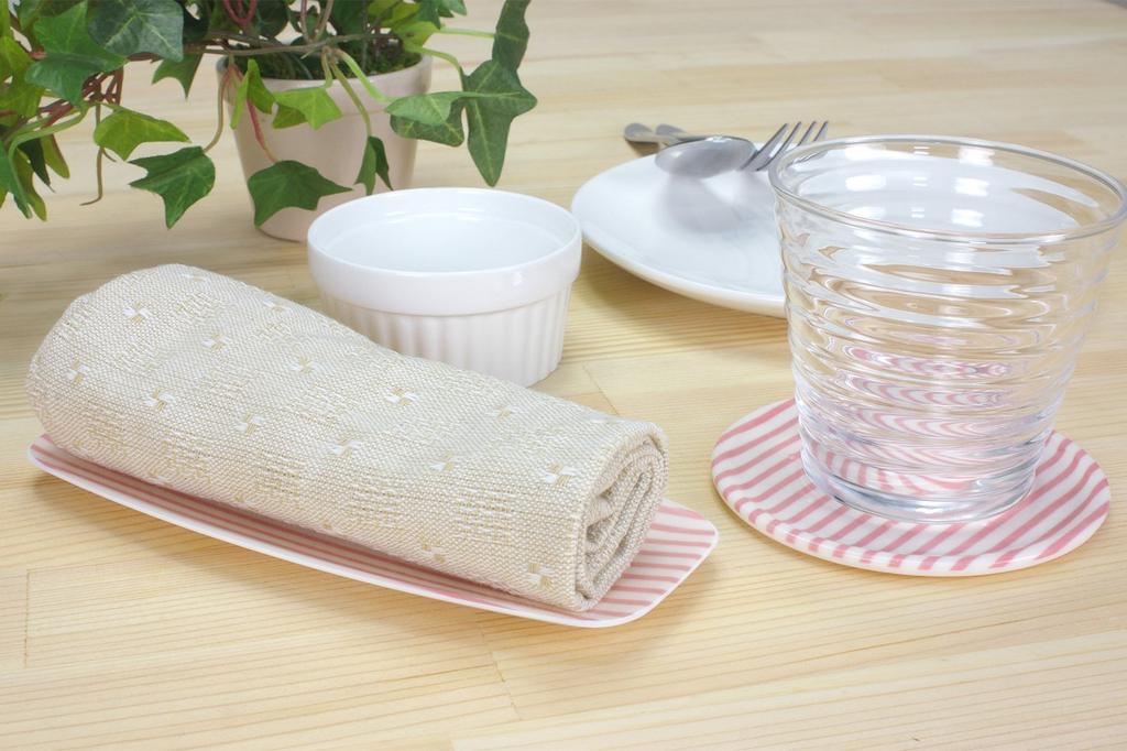 TATSU-CRAFT Oshibori Tray, Striped Pink, Dishwasher Safe, Stylish Plastic Pen Tray, Cute Oshibori Holder, Perfect for Commercial Use, Cafes,