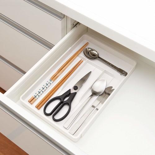 Belca CT-LW Plateau à couverts extensible, Grand, 21 cm de large x 32-50 cm de profondeur x 3 cm de haut, Blanc, Type coulissant