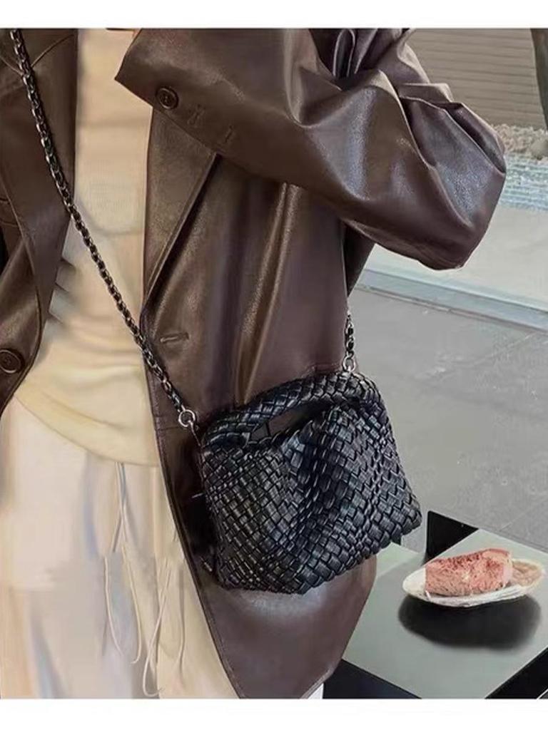 Niche Handwoven Phone and Coin Crossbody Bag: Mother-Child Collection
