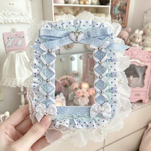 5.8cm Creative Design Kawaii Badge Pin Displaying Holder Sweet Lace Star Protector with Lanyard Fashoin Badge Clip Cover Case