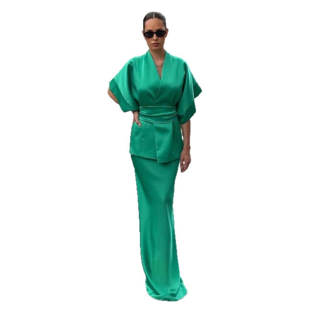 2025 Summer Casual V-neck Short-sleeve Goddess Waist-Cinching Long Dress