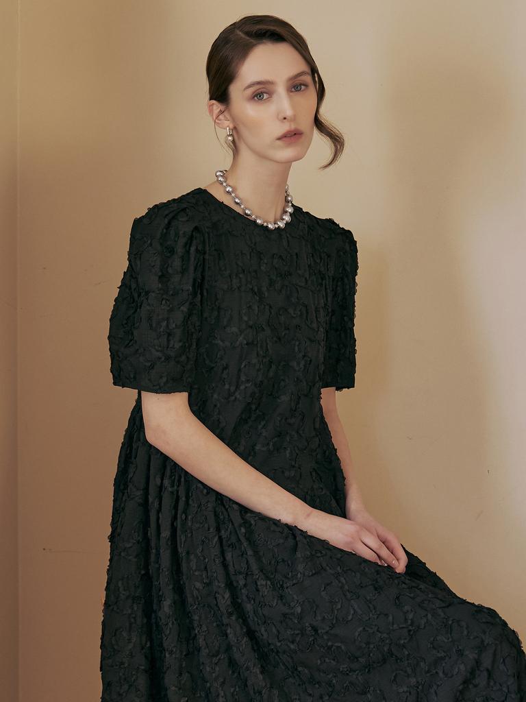 M Graph Flower Embroidery Shirred Puff Sleeve Long Dress