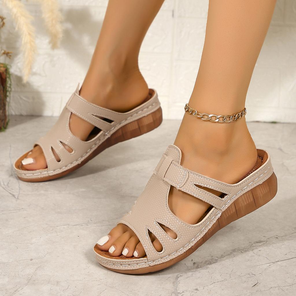 New Solid Color Versatile Slippers Women's Sandals Thick-soled Wedge Summer Women's Shoes Buckle Strap High-Heel Sandals