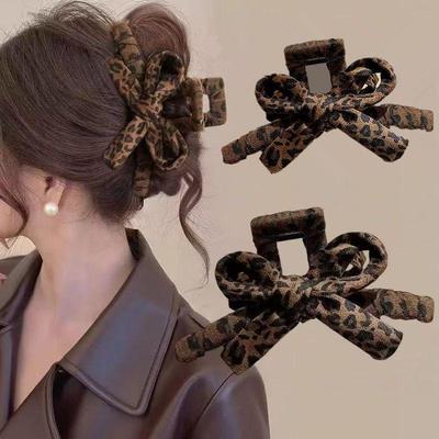 Accesorios para el cabello – Pinzas y clips para el pelo