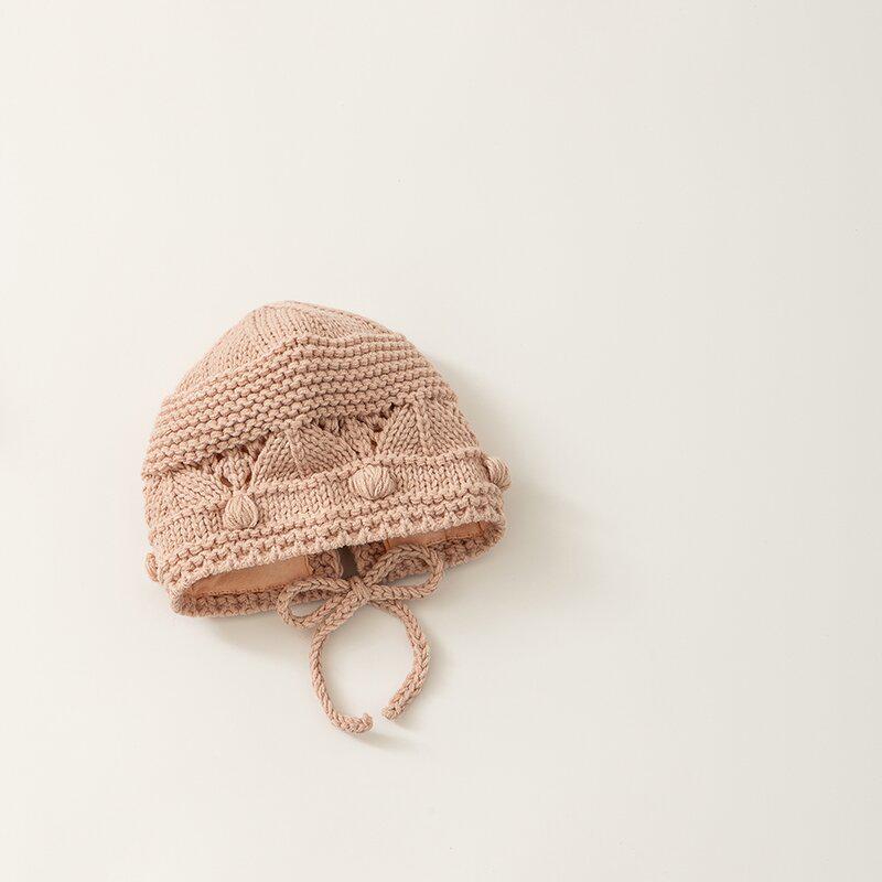 Korean-Style Hand-Knitted Wool Hat for Newborns – Warm, Windproof, and Ear-Protective for Boys and Girls.