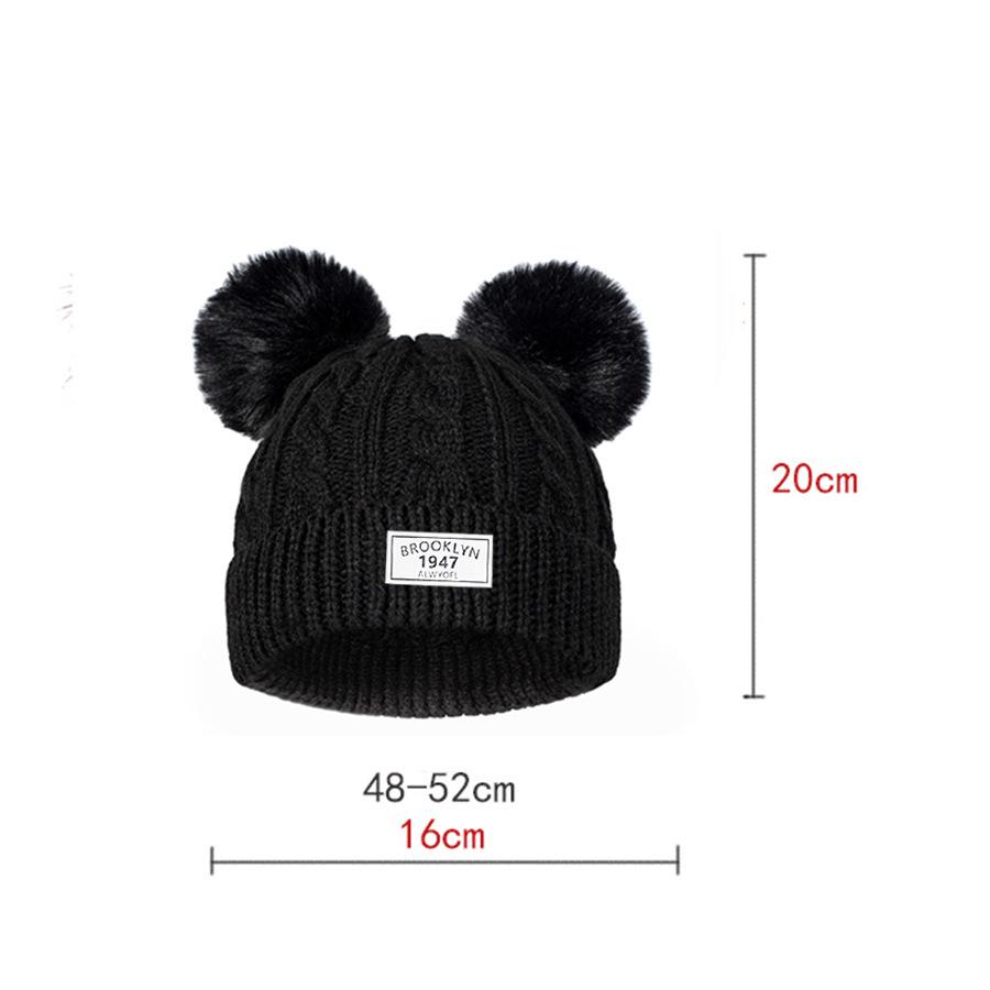 Adorable Baby Animal Hat, Scarf, and Gloves Set for Autumn/Winter with Pom-Pom