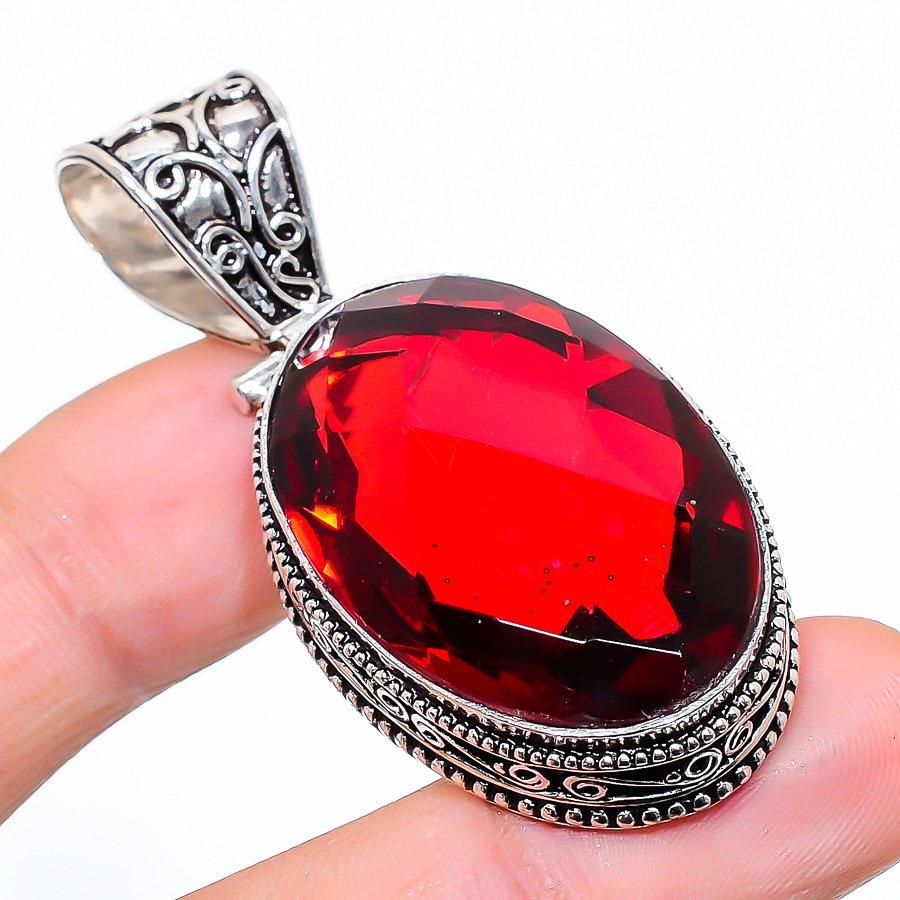 

Vintage Mozambique Garnet Gemstone Handmade Ethnic Jewelry Pendant 2.17 VR-3483