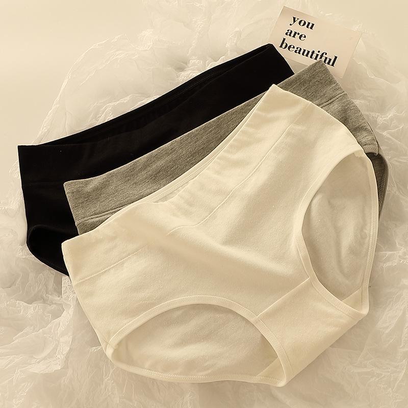 Women's Pure Cotton Antibacterial Breathable Japanese-Style Mid-Waist Sexy Hip Student Briefs