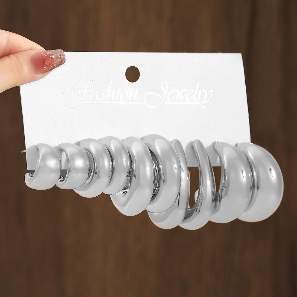 Fashion Thick Water Drop C-shaped Earrings Retro Punk Geometric Elegant Women's Hoop Earrings Daily Gatherings Holiday Gifts