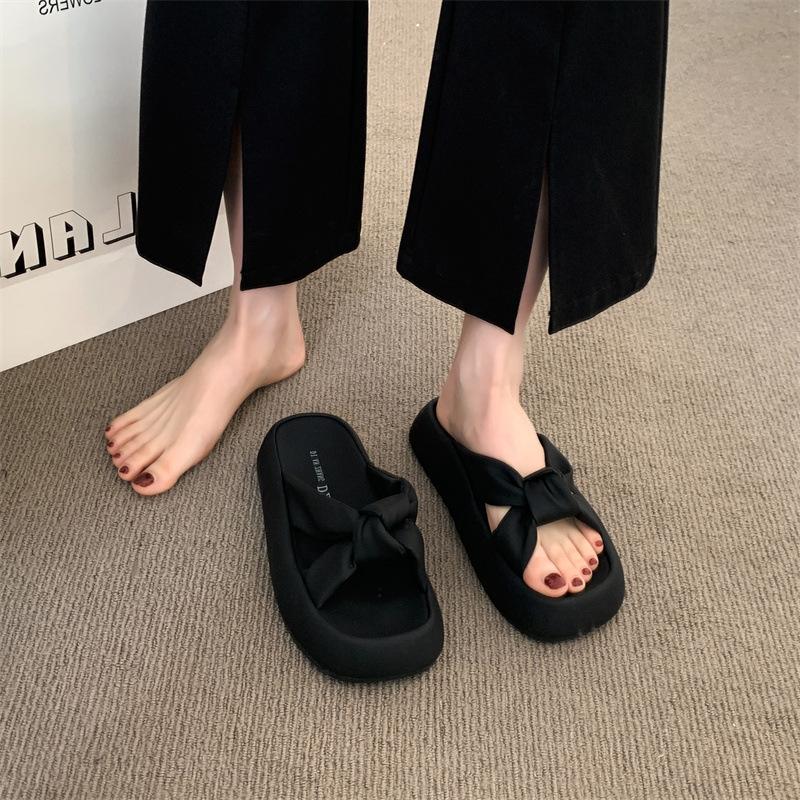 Cool Flip-flops for Women Summer Semi-flip-flops Versatile Beach Shoes