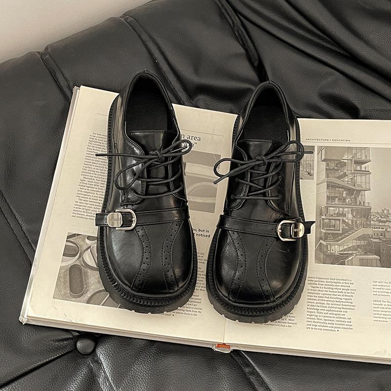 

Винтажная женская кожаная обувь осенняя мода пряжка ремня нескользящие лоферы на платформе модная шнуровка увеличение роста повседневная обувь 35 чёрный
