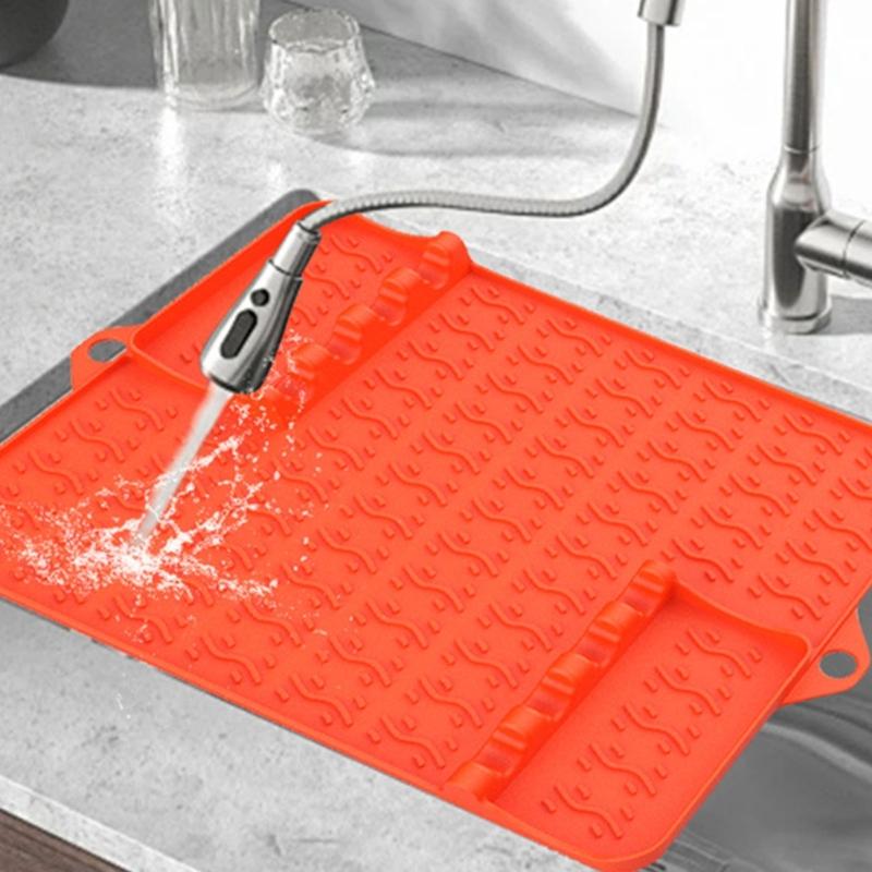 Set of 2 Multifuntional Barbecue Tool Mat Kitchen Grilling Pad Grilling Mat Silicone Texture Present for BBQ Enthusiasts
