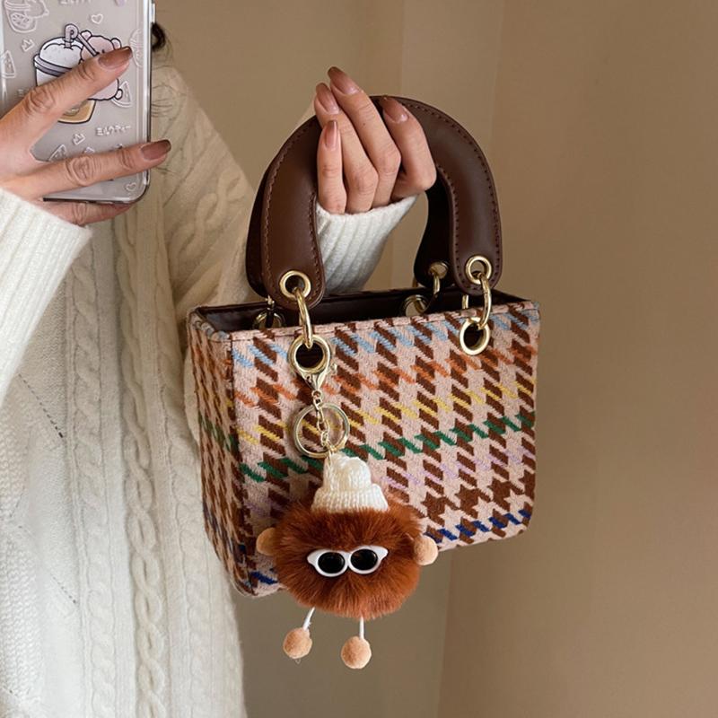 Jesienna i zimowa niszowa wełniana mała torba, prosta i wszechstronna torba na ramię na jedno ramię, torba retro w kratę księżnej Diany