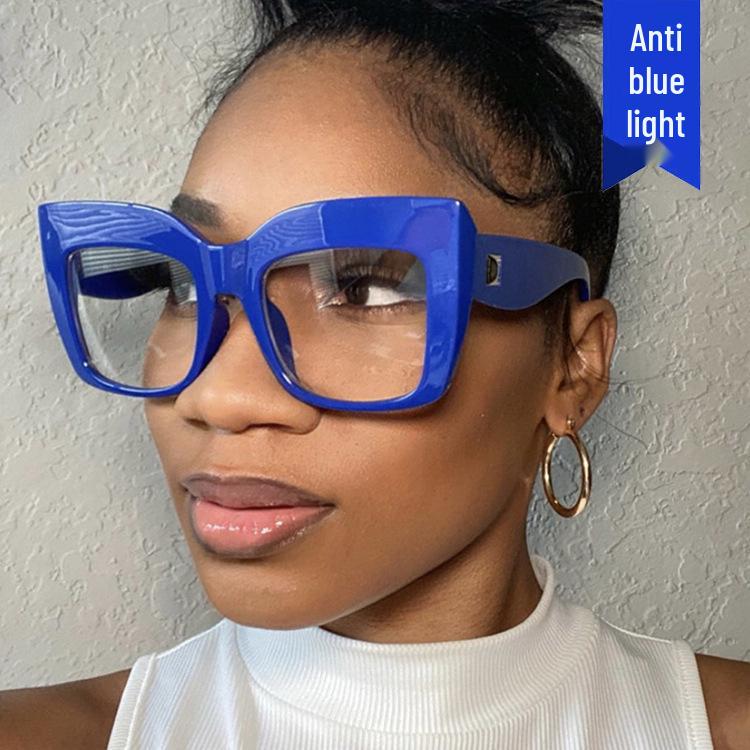 Square Cat-Eye Large Frame Rivet Glasses – New 2022 European & American Style for Women