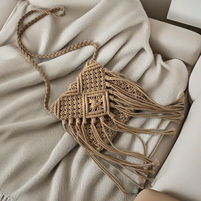 Hot Sale Tassel Cotton Thread Straw Bag Handwoven Bag Wool Small Square Bag Shoulder Crossbody Bag