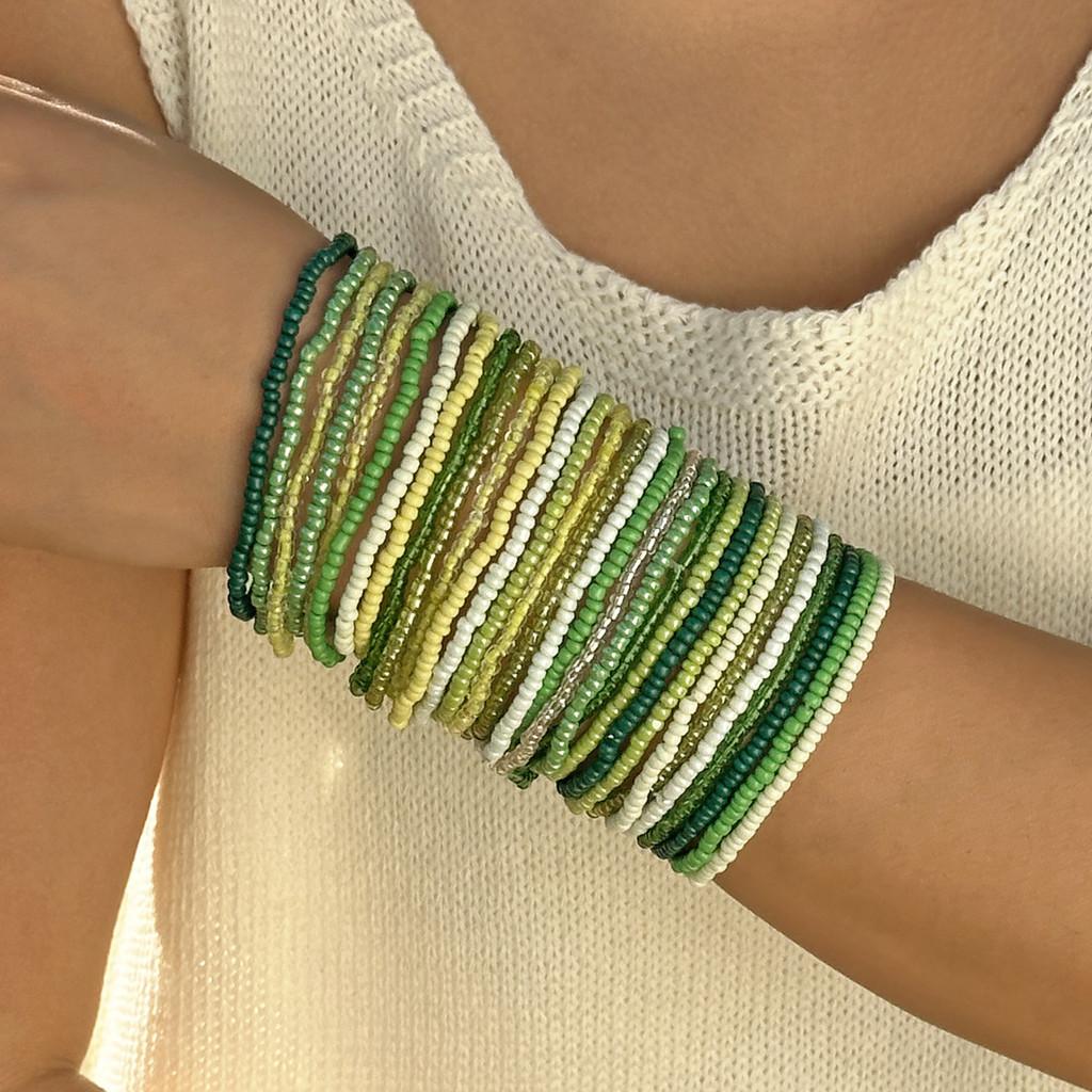 

Handmade Beaded Stackable Bracelets Collection With Electroplated Finish For Summer зелений