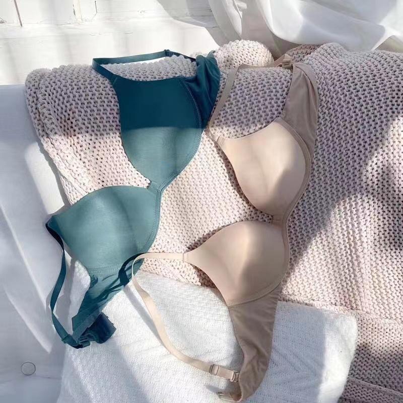 Bras for Women Seamless Backless Underwear Sexy Lingerie 3/4 Cup Bralette Top Wireless Brassiere Intimates Japanese Simple Bra