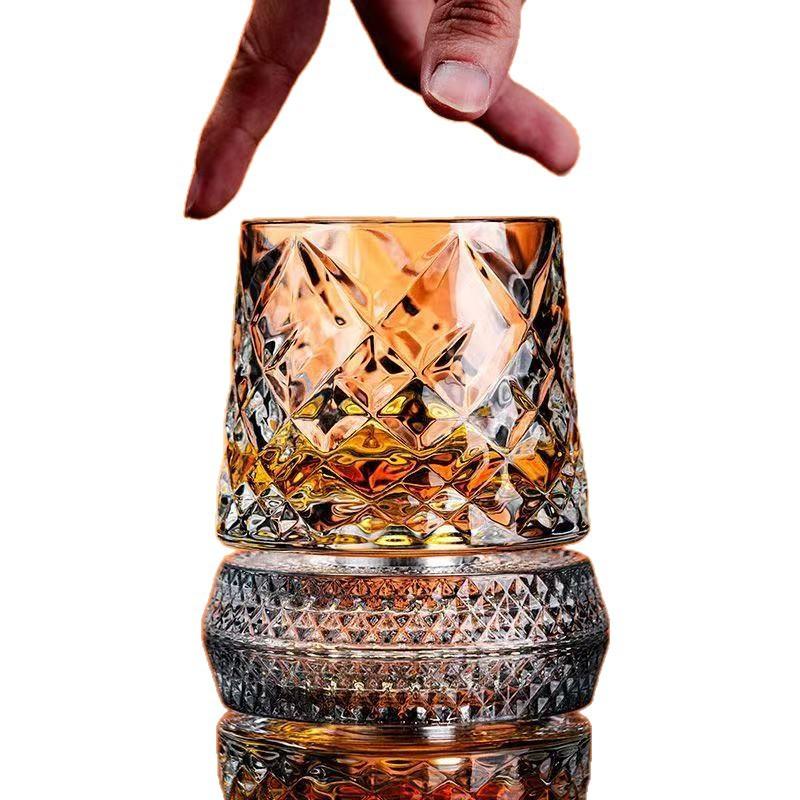 2026 Whiskeygläser Drehendes Whiskyglas Mit Glasboden 360 Grad Drehung Rumglas Für Cocktailparty Trinken