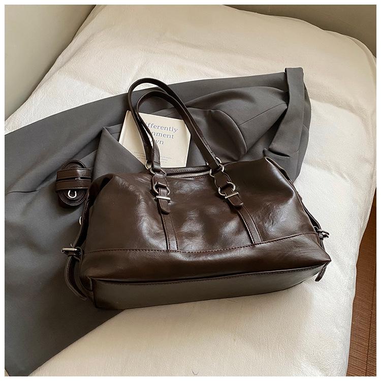 

Ретро женская сумка через плечо большой вместимости 2025 новая повседневная модная сумка-бостон портфель портативная сумка для поездок