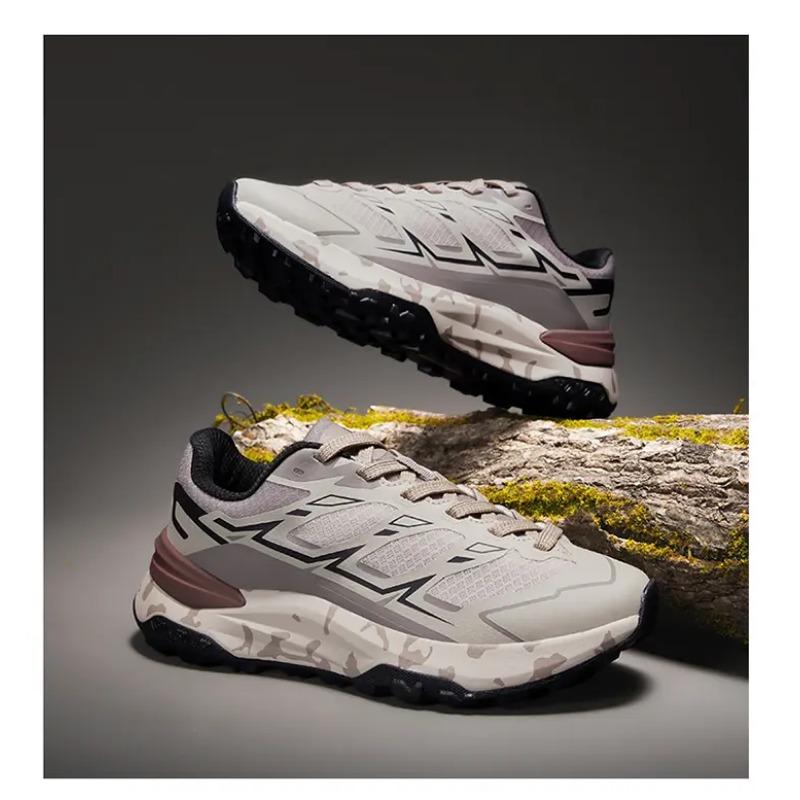 Autumn Sports Shoes for Men Lightweight and Breathable Outdoor Hiking Casual Shoes Anti Slip Wear-resistant