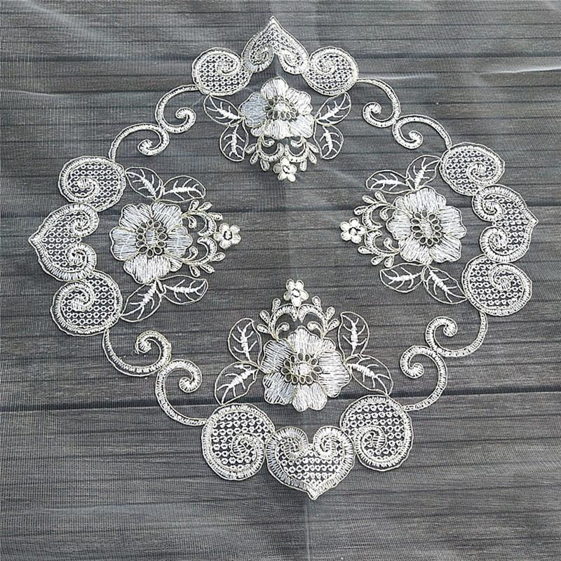 European Gold Thread Embroidery Handmade Pendant Center Flower Square Tablecloth Bedroom Balcony Small Round Table Cover Cloth