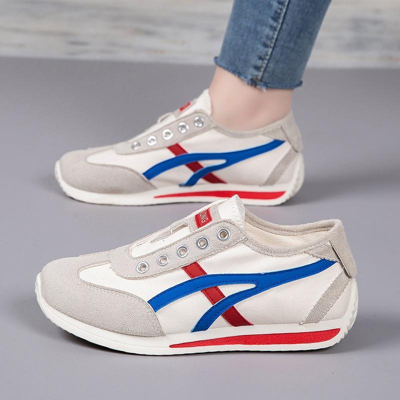 The New Autumn One-pedal Little White Shoes Are Breathable and Versatile, and the Casual Soft Sole Is Not Tired.