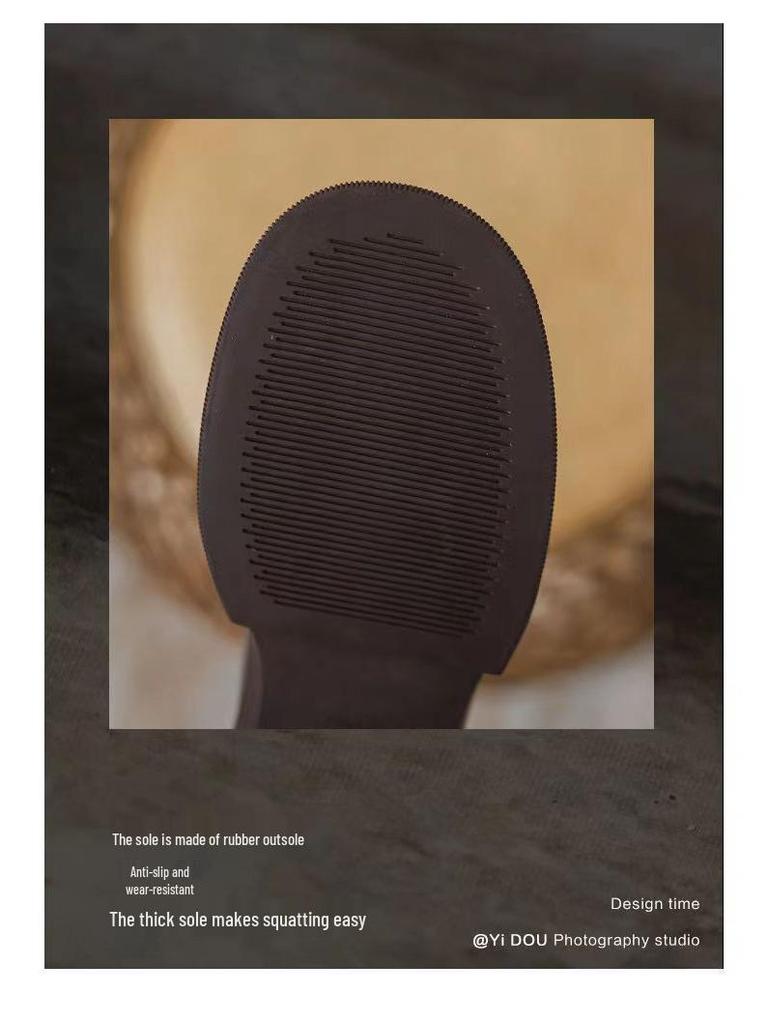 Dámské martensky 2025: Nový horký styl, silná podrážka, britské zeštíhlující kotníkové boty na jaro a podzim