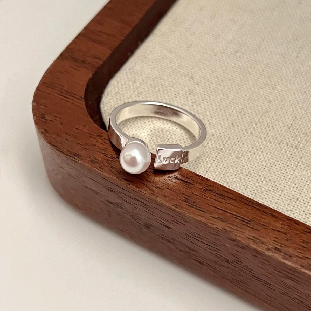 Niche Design Pearl Open Ring – Women s Trendy, Versatile, Light Luxury Index Finger Ring Adjustable Open
