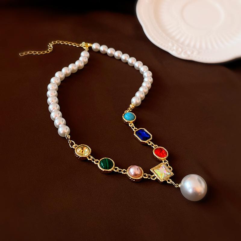 Vintage Retro Court-Style Clavicle Necklace for Women