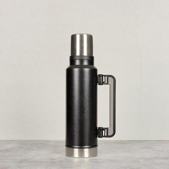 Stanley 1400ml doppelwandige Edelstahl-Isolier-Sportflasche mit Griff