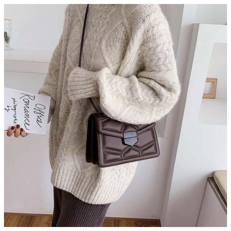 2023 Summer Women's Crossbody Square Bag: Fashionable Studded Single Shoulder Chain Bag
