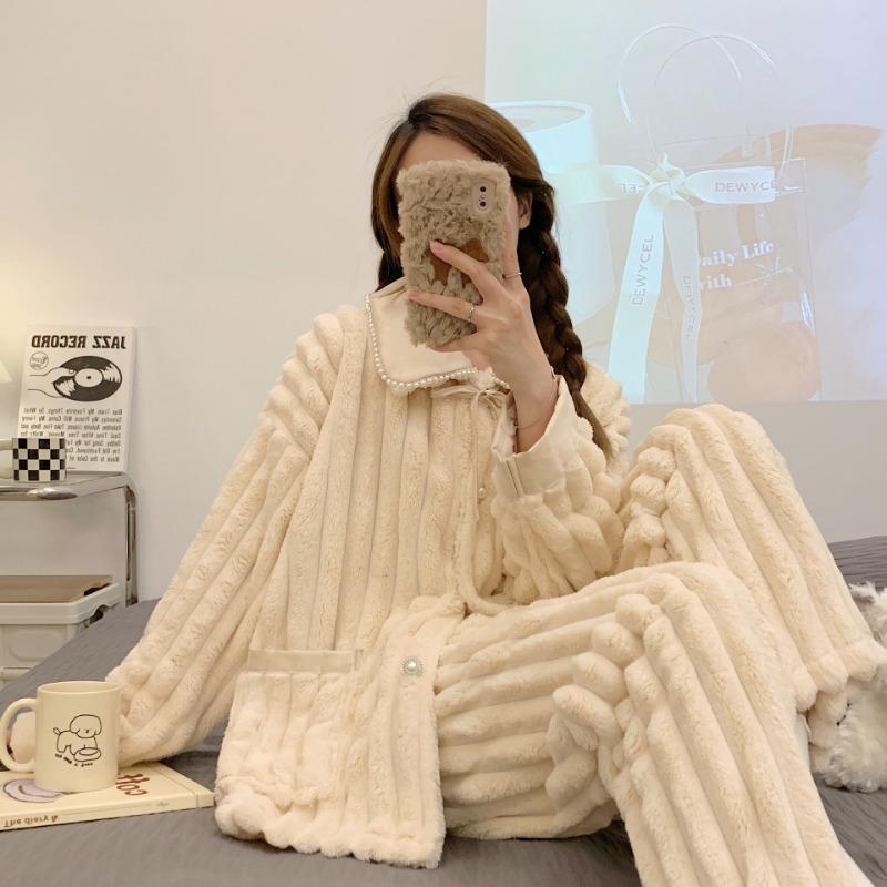 Nightgown Female Autumn and Winter Coral Velvet Thickened with Velvet Comfortable Loose Outside Wearing Long Pants Winter Warm Long Sleeve Long Suit