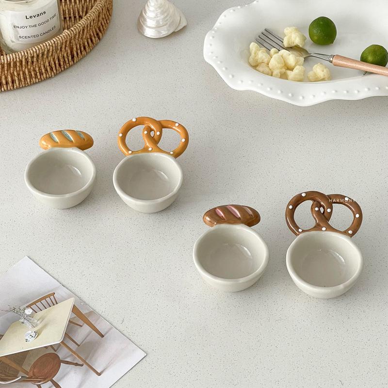 Embossed Bread Handle Ceramic Small Dish Seasoning Dish Dipping Sauce Dish Household Flavor Dish Cute Side Dish Cute Little Dish