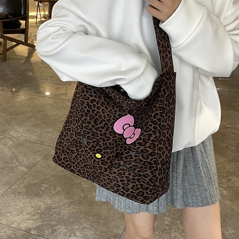 Casual large-capacity leopard print bag, autumn and winter new women's commuter shoulder bag, slack tote bucket bag