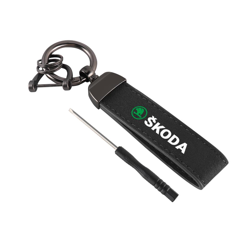 Car Keychain Suede Leather Car Keyrings Auto Accessories For Skoda Rapid Scala Kodiaq Fabia Kamiq Karoq Octavia A5 Superb S VII fxdj44