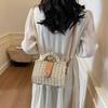 2025 Women Leisure Rattan Tote Box Lady Handbag Trendy Weaving Crossbody Bag Retro Straw Summer Beach Bag Messenger Bag