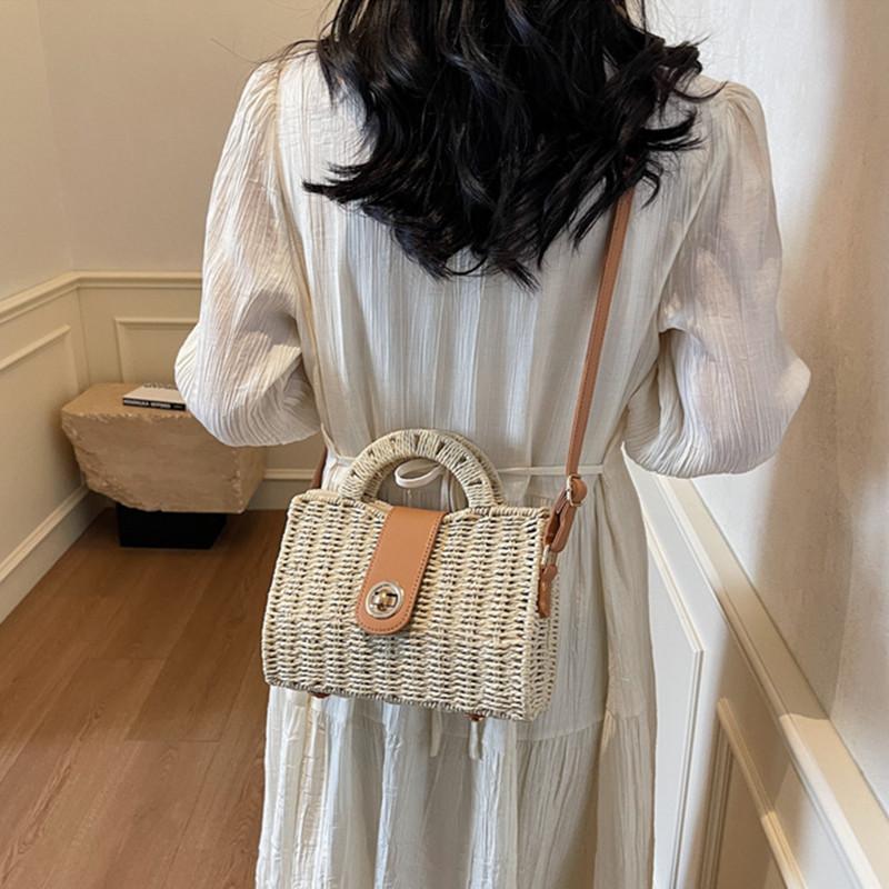 2025 Women Leisure Rattan Tote Box Lady Handbag Trendy Weaving Crossbody Bag Retro Straw Summer Beach Bag Messenger Bag