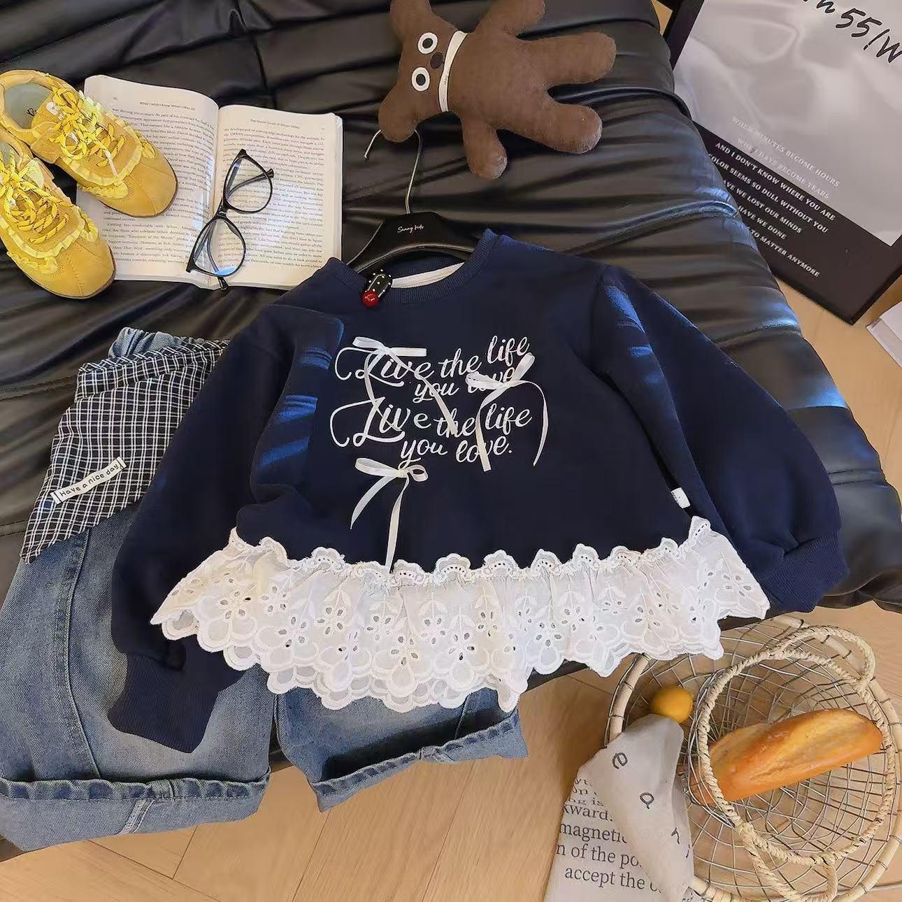 

Autumn Lace Bow Girls Long Sleeve Korean Style Sweatshirt 120 cm