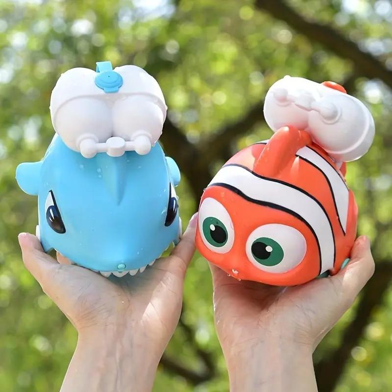 Animal Manual Water Gun, Ultra-long Range, Clown Fish Crocodile Shark Dinosaur Shape Water Gun, Color Mixing