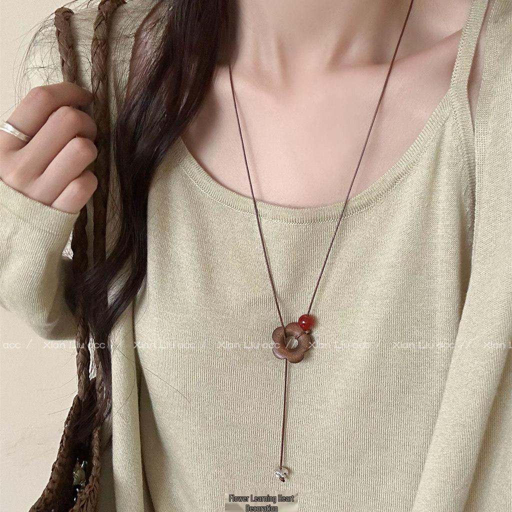 2025 New Retro Ethnic Acorn Pendant Necklace - Women’s Ancient Chinese Style Long Sweater Chain Accessory