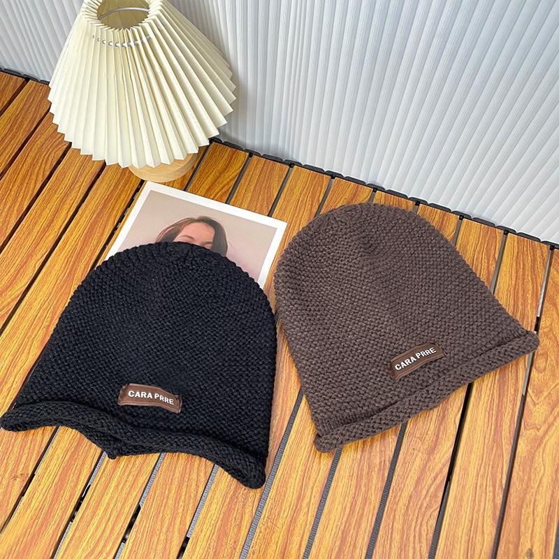 Autumn and Winter Korean Style Versatile Headwear That Accentuates The Face Small Pullover Cold Hat and Fashionable Knitted Woolen Hat