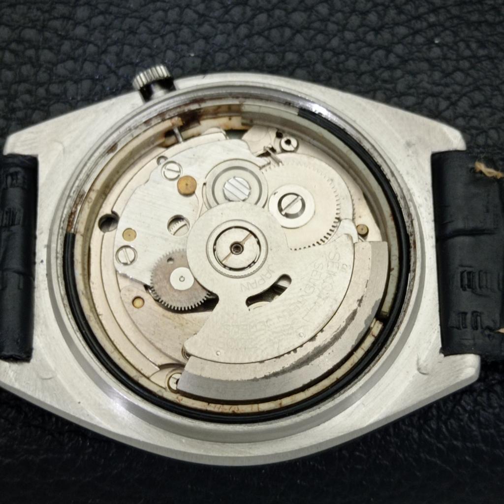 JAPAN VINTAGE SEIKO AUTOMATIC MENS FERRARI DIAL WATCH A700458-5 R203-a700458