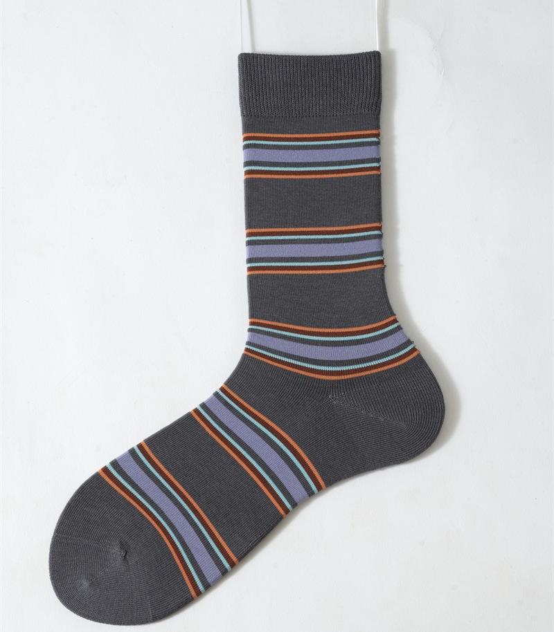 European Goods Early Autumn Retro American Color Striped Socks Contrast Stripes Can Be Revealed Style Pure Cotton Mid-Tube Stacked Socks