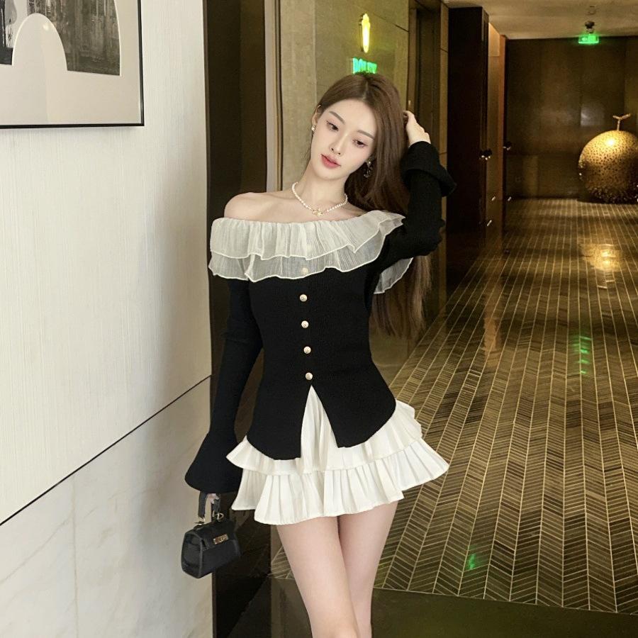 Double ruffle edge flared sleeve knitted sweater women's one-word shoulder backless tight elastic split-ended sweater
